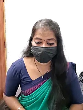 Snapshot of tamil_Sigappu_Roja chatting on April 7, 2026, 1:07 am tamil Sigappu Roja online show from April 7, 2026, 1:07 am