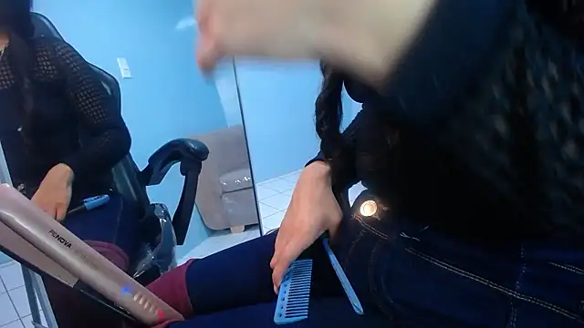 Snapshot of victoria_hernandez_t_ chatting on January 16, 2026, 1:04 pm victoria hernandez t online show from January 16, 2026, 1:04 pm