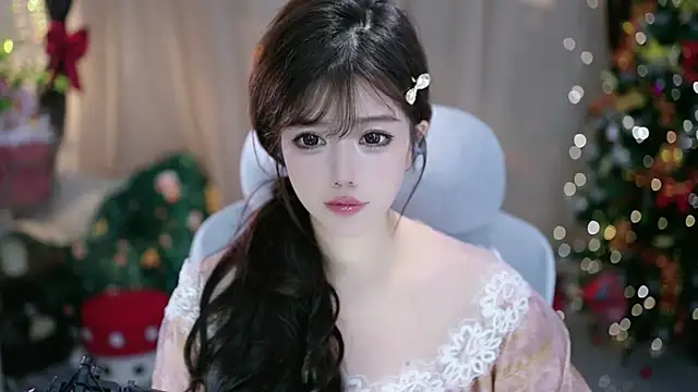 Snapshot of Fortune2Me chatting on December 19, 2025, 6:05 am Fortune2Me online show from December 19, 2025, 6:05 am