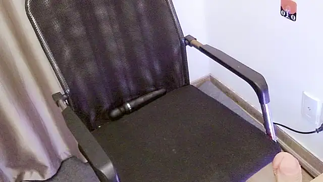 ALy-Lush online show from December 2, 2025, 11:23 am