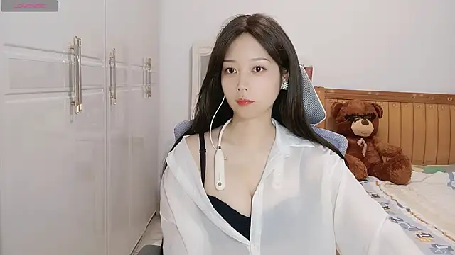 Snapshot of Xiaotantan-99 chatting on September 24, 2025, 5:30 pm Xiaotantan-99 online show from September 24, 2025, 5:30 pm