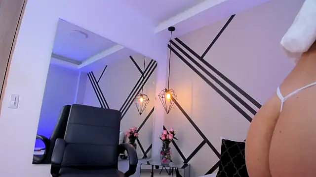 Snapshot of MadissonScotts chatting on October 22, 2025, 11:53 am MadissonScotts online show from October 22, 2025, 11:53 am