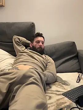 Michel huge online show from April 10, 2026, 7:10 pm