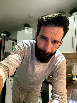 Michel huge online show from October 27, 2025, 6:42 pm