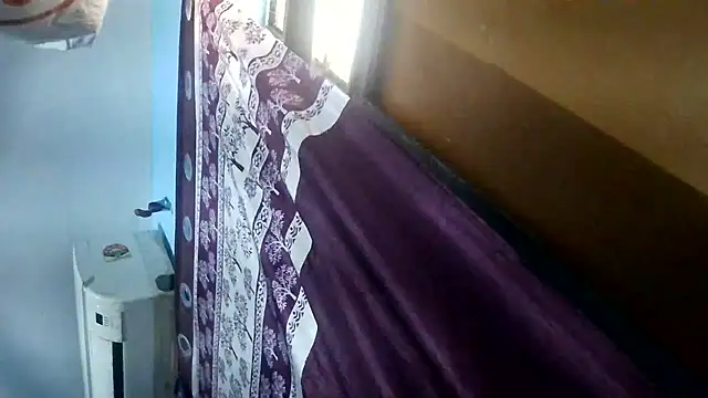 Snapshot of QUEEN_SAKHI- chatting on July 8, 2026, 5:08 am QUEEN SAKHI- online show from July 8, 2026, 5:08 am