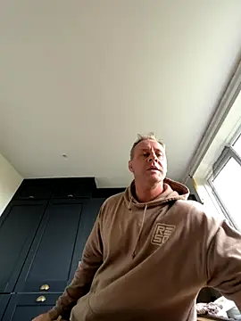 backdoorgalore4you online show from December 5, 2025, 10:03 am