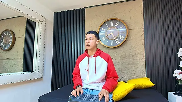 Snapshot of Marcus_Jeron chatting on May 10, 2026, 2:04 am Marcus Jeron online show from May 10, 2026, 2:04 am