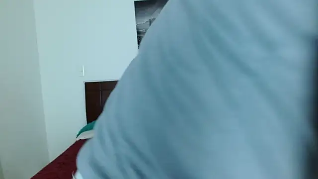 AntonyDAngelo25 online show from November 13, 2025, 1:53 am