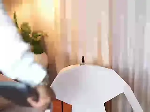 Thiago Valente online show from October 17, 2025, 12:51 pm