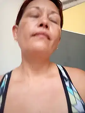 Snapshot of marinita13 chatting on February 7, 2026, 5:43 pm marinita13 online show from February 7, 2026, 5:43 pm