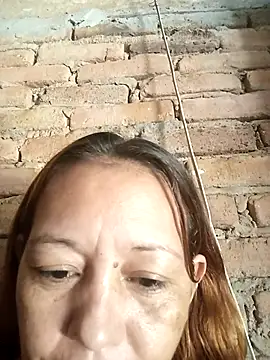 Snapshot of marinita13 chatting on May 8, 2026, 2:10 pm marinita13 online show from May 8, 2026, 2:10 pm