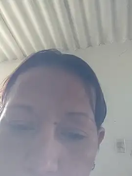 Snapshot of marinita13 chatting on February 23, 2026, 5:35 pm marinita13 online show from February 23, 2026, 5:35 pm