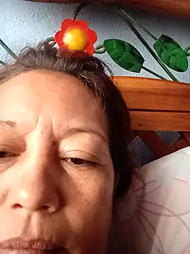 Snapshot of marinita13 chatting on April 26, 2026, 12:46 pm marinita13 online show from April 26, 2026, 12:46 pm