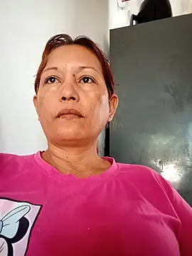 Snapshot of marinita13 chatting on April 11, 2026, 1:26 pm marinita13 online show from April 11, 2026, 1:26 pm