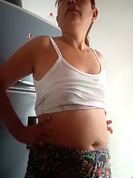 Snapshot of marinita13 chatting on March 21, 2026, 1:26 pm marinita13 online show from March 21, 2026, 1:26 pm