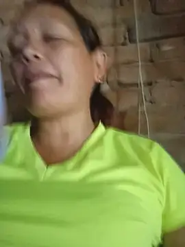 Snapshot of marinita13 chatting on May 23, 2026, 6:07 pm marinita13 online show from May 23, 2026, 6:07 pm