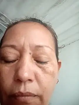 Snapshot of marinita13 chatting on February 5, 2026, 12:34 pm marinita13 online show from February 5, 2026, 12:34 pm