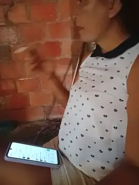 Snapshot of marinita13 chatting on May 16, 2026, 2:16 pm marinita13 online show from May 16, 2026, 2:16 pm