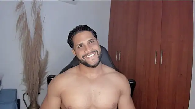 Snapshot of Pier_Simons chatting on April 4, 2026, 6:53 am Pier Simons online show from April 4, 2026, 6:53 am