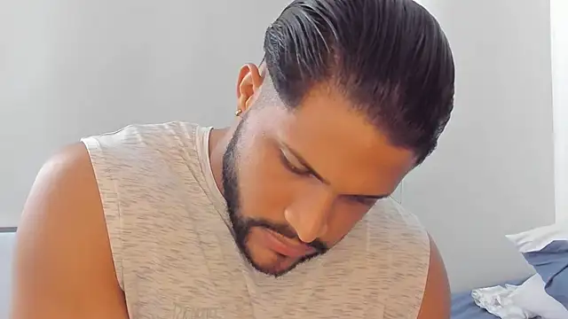 Snapshot of Pier_Simons chatting on March 14, 2026, 3:18 pm Pier Simons online show from March 14, 2026, 3:18 pm