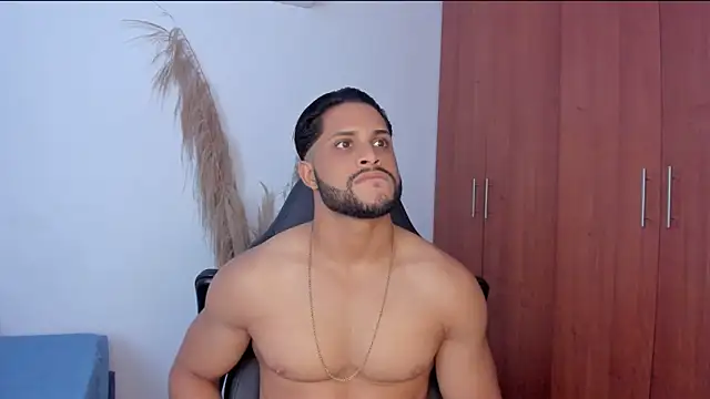 Snapshot of Pier_Simons chatting on March 30, 2026, 1:01 pm Pier Simons online show from March 30, 2026, 1:01 pm