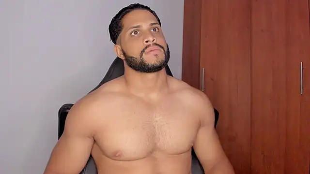 Snapshot of Pier_Simons chatting on March 26, 2026, 10:02 am Pier Simons online show from March 26, 2026, 10:02 am