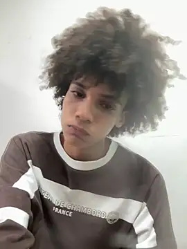 Snapshot of Max_Rain chatting on April 2, 2026, 12:40 am Max Rain online show from April 2, 2026, 12:40 am