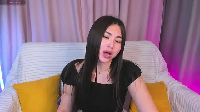 Megan Williamms online show from October 28, 2025, 12:33 am