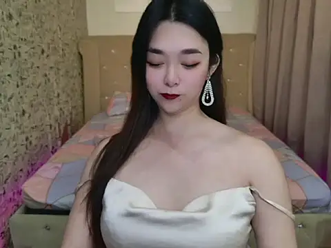 Ts-yoshi online show from April 6, 2026, 1:12 am