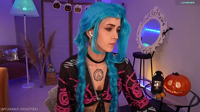 Snapshot of violetesa chatting on October 31, 2025, 11:40 am violetesa online show from October 31, 2025, 11:40 am