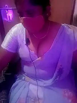 Jessi 25 online show from February 13, 2026, 4:51 pm