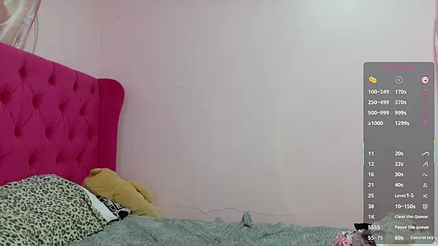 Serenaa rabbit online show from October 14, 2025, 5:19 am