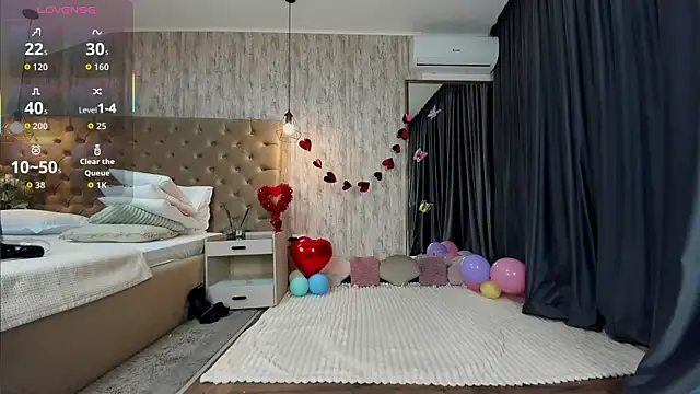 Maya Collins  online show from March 8, 2026, 7:50 pm