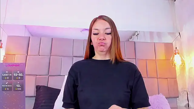 Snapshot of antoneella_jones chatting on September 29, 2025, 1:17 pm antoneella jones online show from September 29, 2025, 1:17 pm