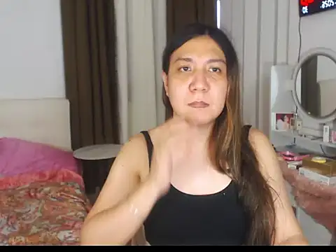 Snapshot of stellahugeX chatting on May 9, 2026, 3:54 am stellahugeX online show from May 9, 2026, 3:54 am