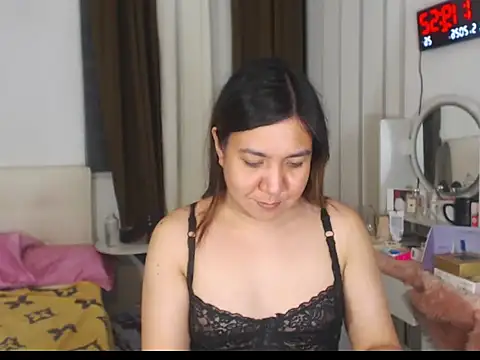 Snapshot of stellahugeX chatting on May 27, 2026, 5:20 pm stellahugeX online show from May 27, 2026, 5:20 pm