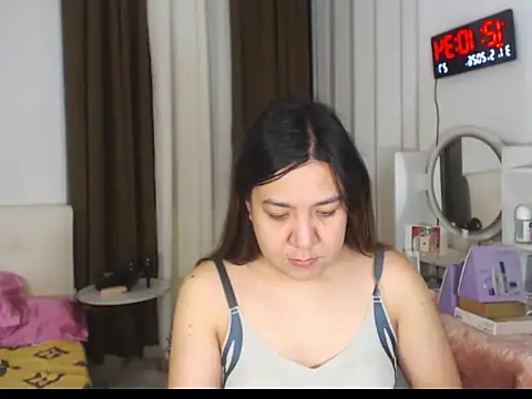 Snapshot of stellahugeX chatting on May 30, 2026, 4:12 pm stellahugeX online show from May 30, 2026, 4:12 pm