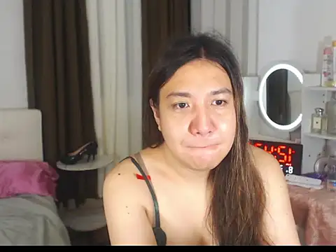 stellahugeX online show from March 7, 2026, 4:45 pm