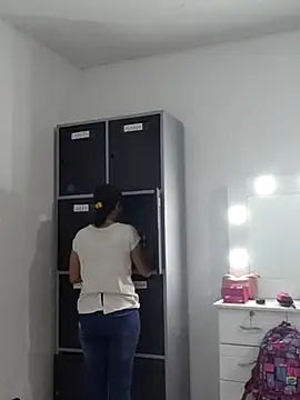 Merybeks online show from October 25, 2025, 10:36 am