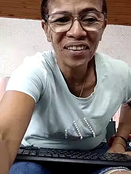 Merybeks online show from March 3, 2026, 10:44 am