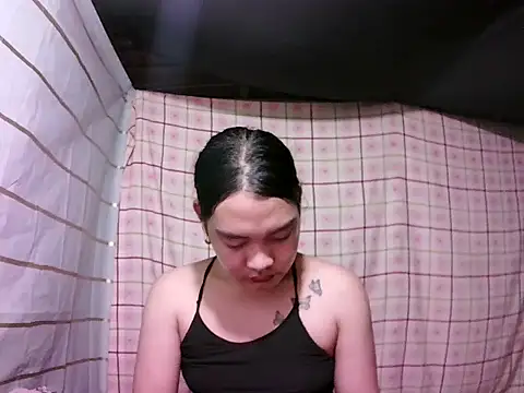 Snapshot of asian_janella chatting on February 24, 2026, 7:04 pm asian janella online show from February 24, 2026, 7:04 pm