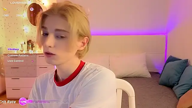 Snapshot of fiachand chatting on March 8, 2026, 4:32 pm fiachand online show from March 8, 2026, 4:32 pm