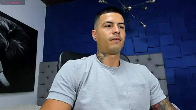 andres-clark92 online show from May 24, 2026, 3:34 pm