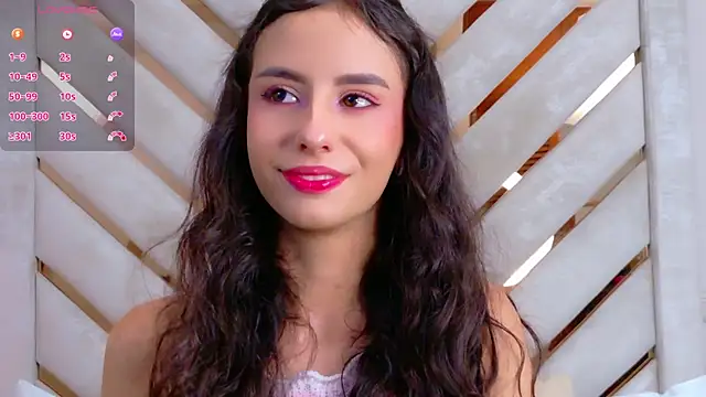 Snapshot of Sarah-Grace chatting on October 3, 2025, 2:37 am Sarah-Grace online show from October 3, 2025, 2:37 am