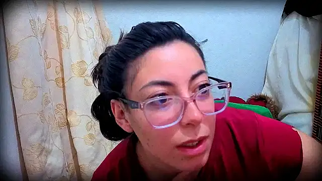 Miranda sexlove  online show from November 27, 2025, 5:57 pm