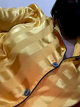 Snapshot of Nottella chatting on November 11, 2025, 11:53 pm Nottella online show from November 11, 2025, 11:53 pm