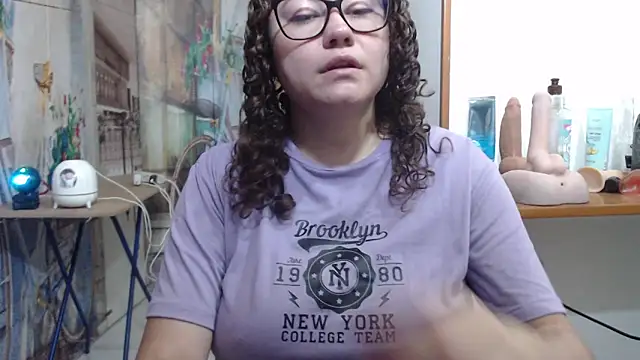 greeneyes nurse online show from April 14, 2026, 1:10 am