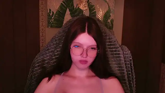 Snapshot of Gaby_Essen chatting on October 12, 2025, 8:32 pm Gaby Essen online show from October 12, 2025, 8:32 pm