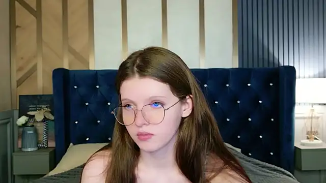 Gaby Essen online show from April 23, 2026, 8:43 pm