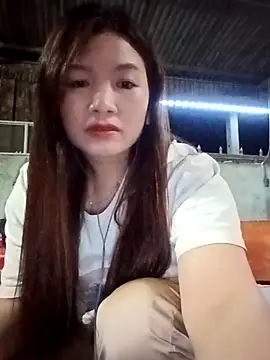 Snapshot of MyLoLy chatting on October 23, 2025, 1:10 pm MyLoLy online show from October 23, 2025, 1:10 pm